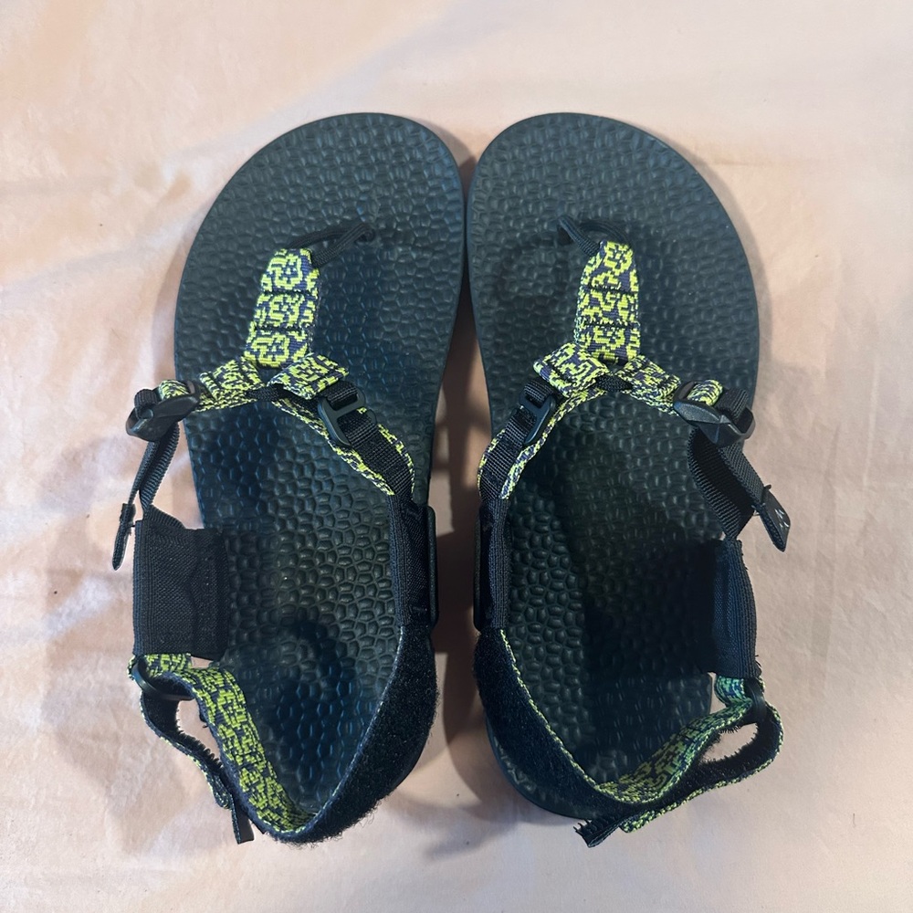 Bedrock Sandals